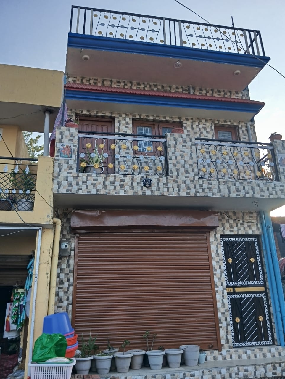 9-1725816017.jpg